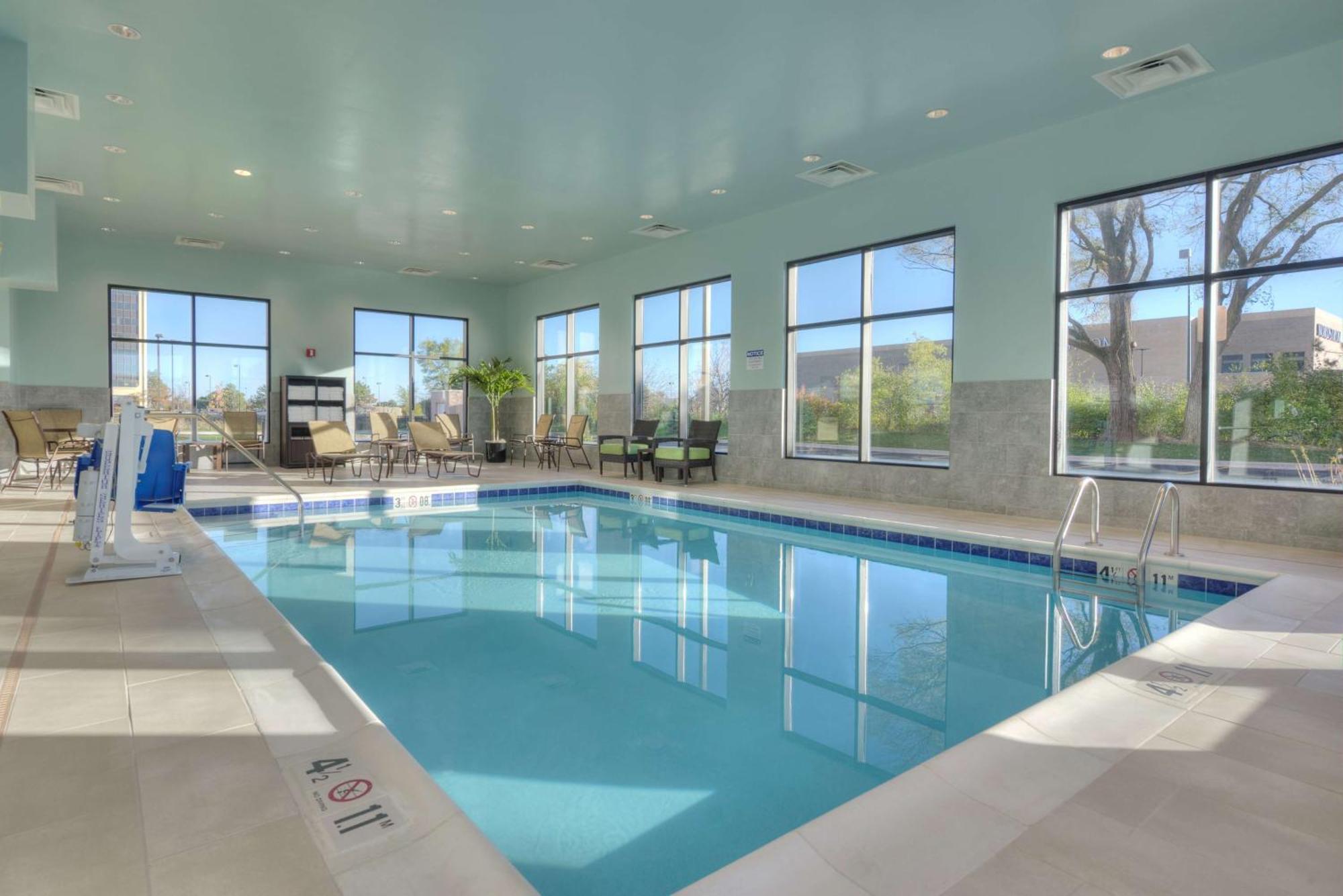 Hampton Inn & Suites By Hilton Chicago Schaumburg Il Ngoại thất bức ảnh