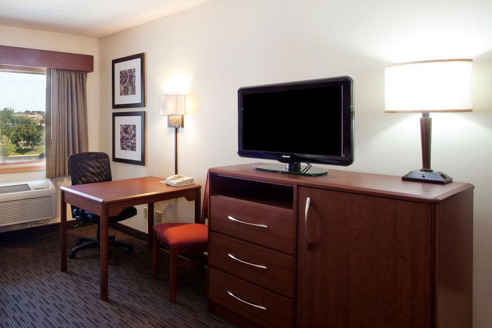 Hampton Inn & Suites By Hilton Chicago Schaumburg Il Ngoại thất bức ảnh